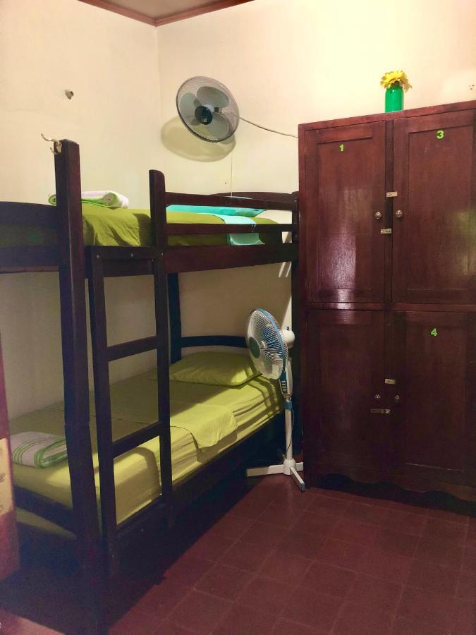 Casa Lula Leon Hostal Екстер'єр фото